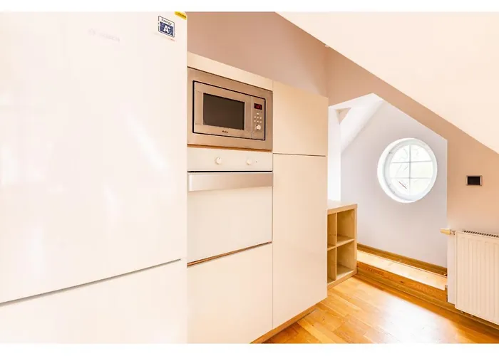 Victus y, Seaside Loft