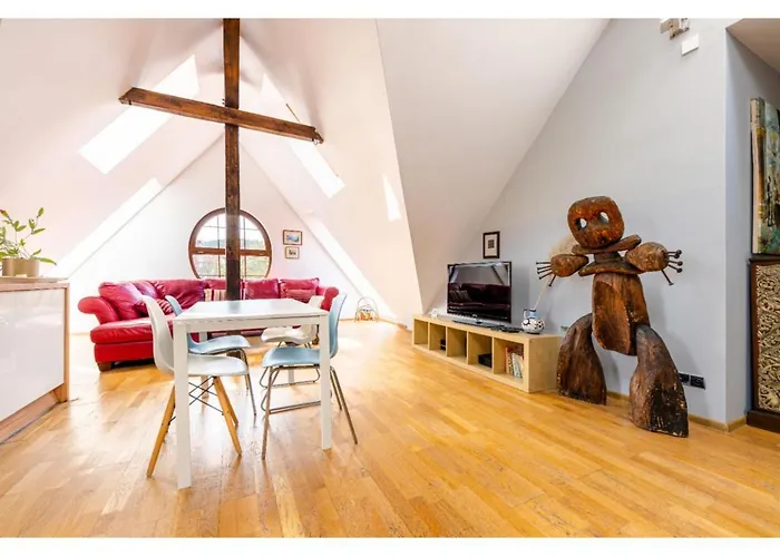 Victus y, Seaside Loft